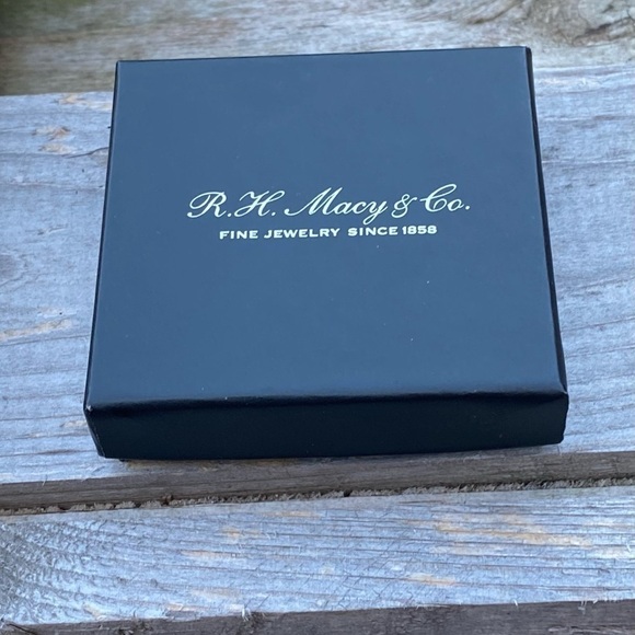 NWT NIB STERLING SILVER AMETHYST & DIAMOND “YOU HOLD THE KEY” NECKLACE - Picture 6 of 8